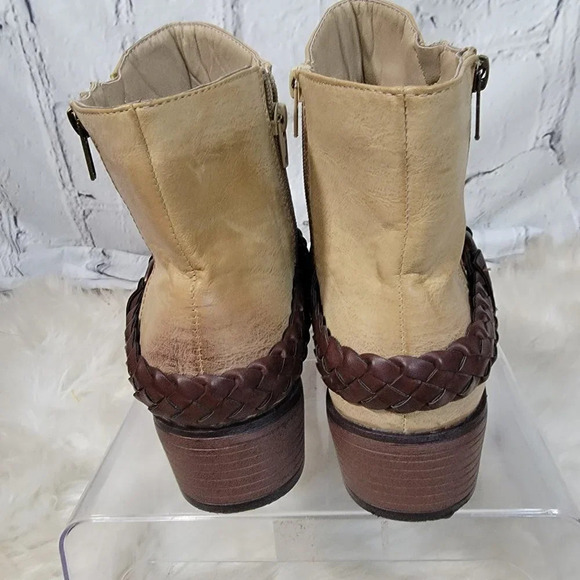 Pierre Dumas Two Toned Booties Braided Buckle Detail Women 10 Ankle Boot Western - Picture 8 of 13